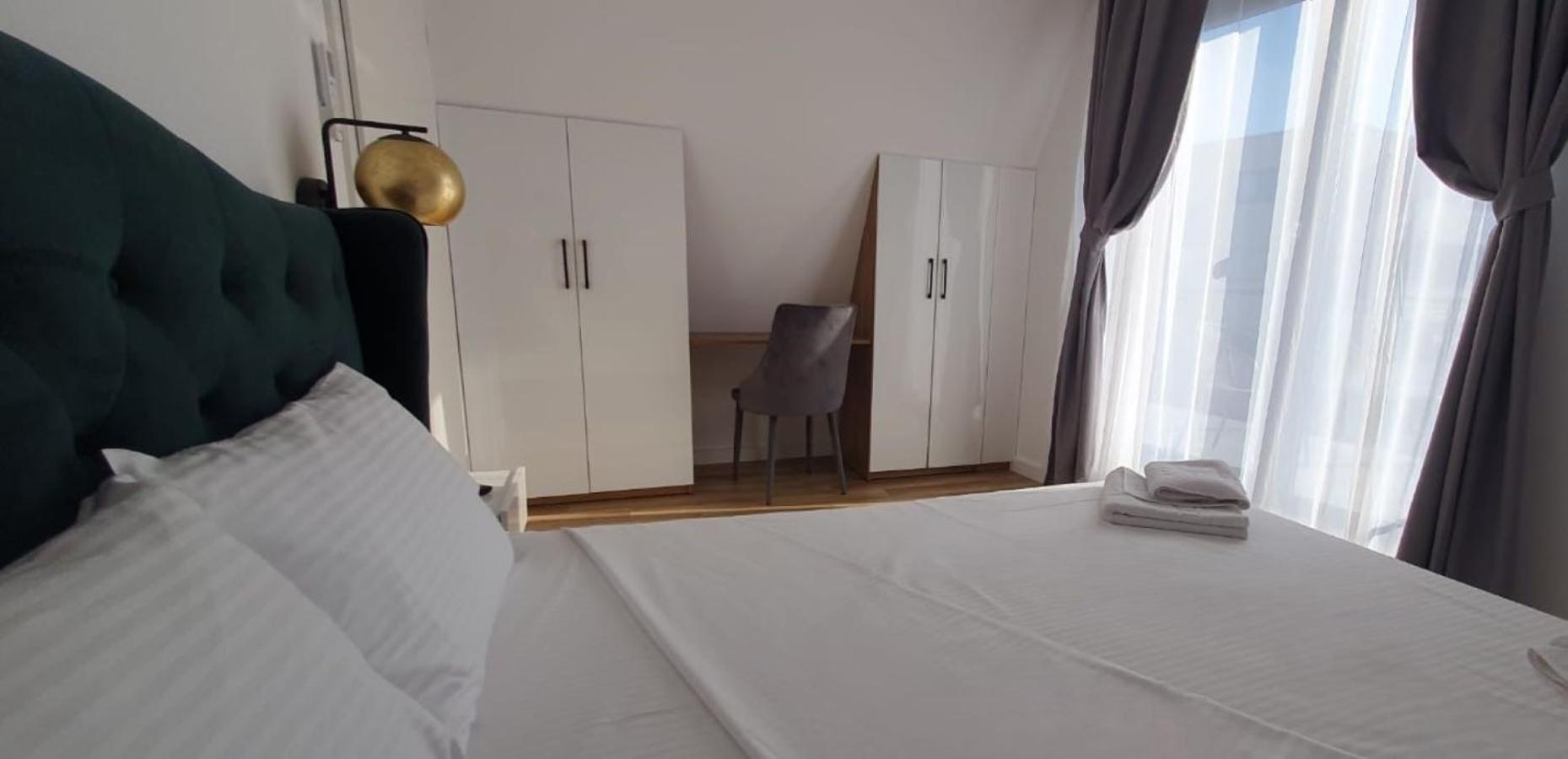 Cinque Stelle Hotel Apartments Cluj-Napoca Esterno foto
